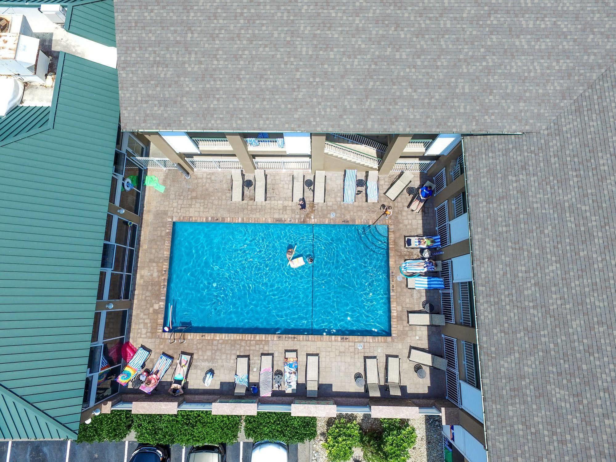Hotel Shutters On The Banks Kill Devil Hills Exterior foto